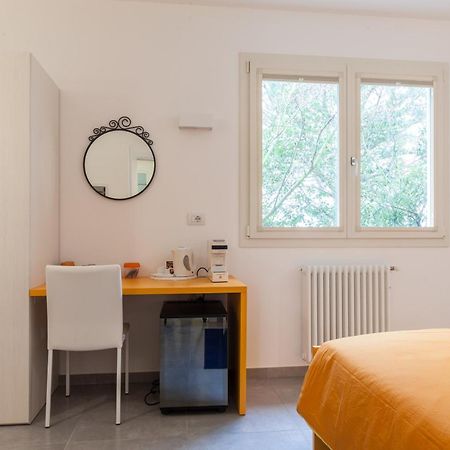 Rose Canine B&B Cesenatico Eksteriør billede