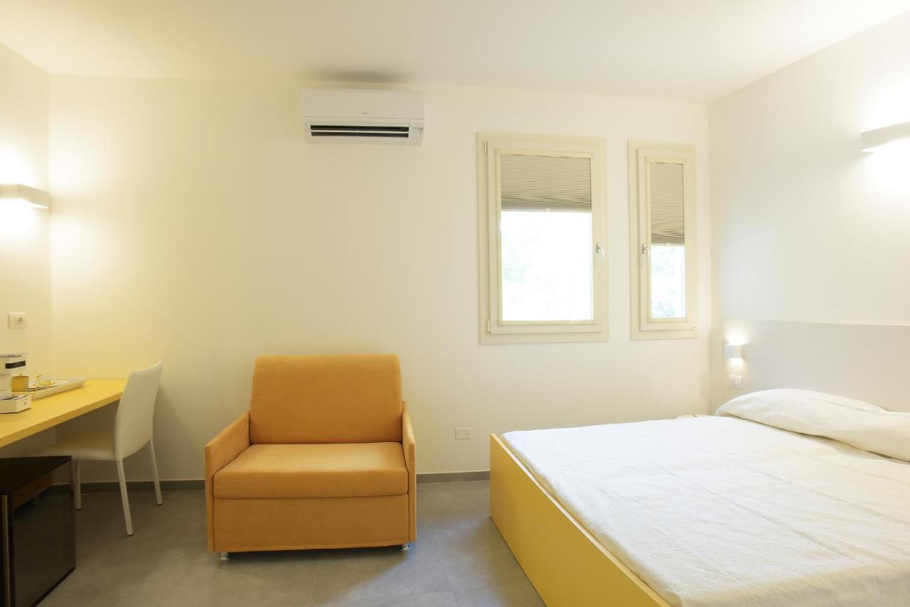 Rose Canine B&B Cesenatico Eksteriør billede
