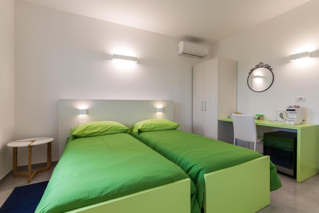 Rose Canine B&B Cesenatico Eksteriør billede